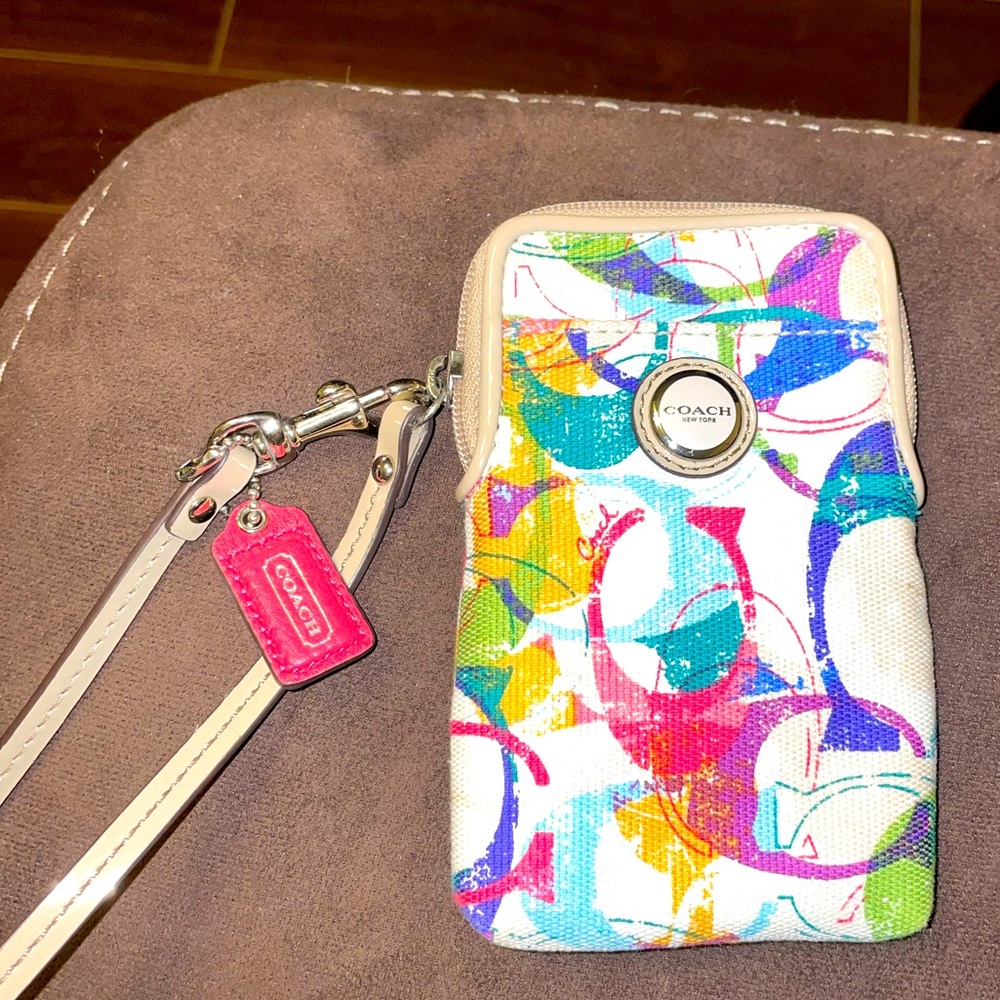 Coach Cell-Phone Wallet (Like New Condition)
